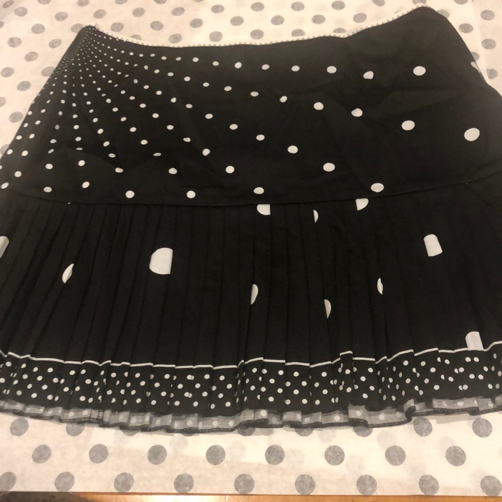 Elie Tahari black with white polka dot mini skirt